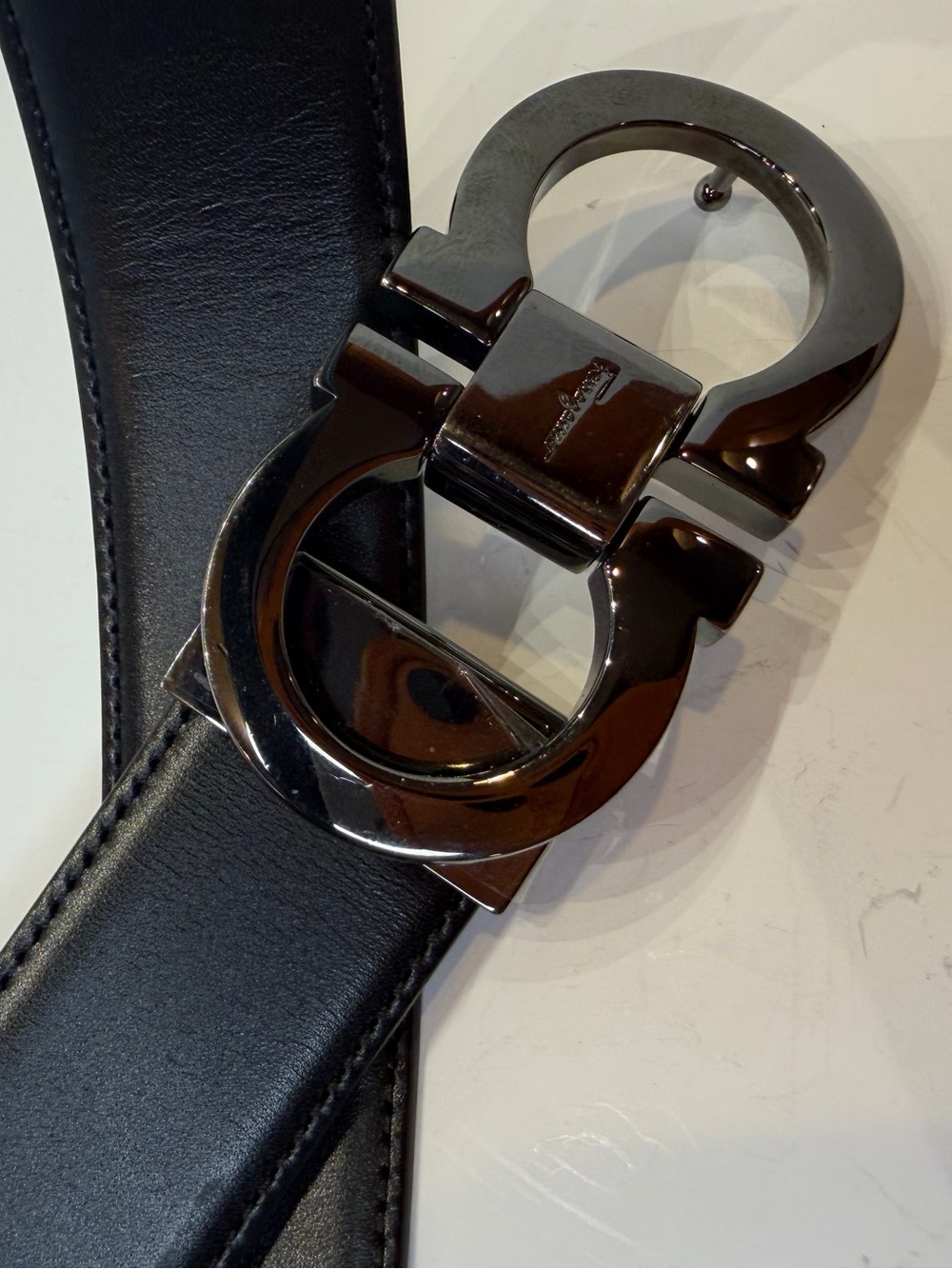 Ferragamo Men's Reversible Leather Double adjustable Gancini belt - Picture 9 of 16